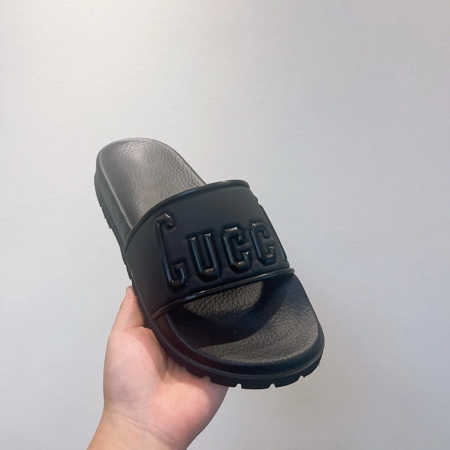 Men's Men's Shoes 130🐮🐮Gucci Gucci Slippers Gucci 2024 latest beach sandals slippers Original molding double G LOGO Original molding consistent Outsole: Men's Men's Shoes u double-layer outsole Size: 35-46